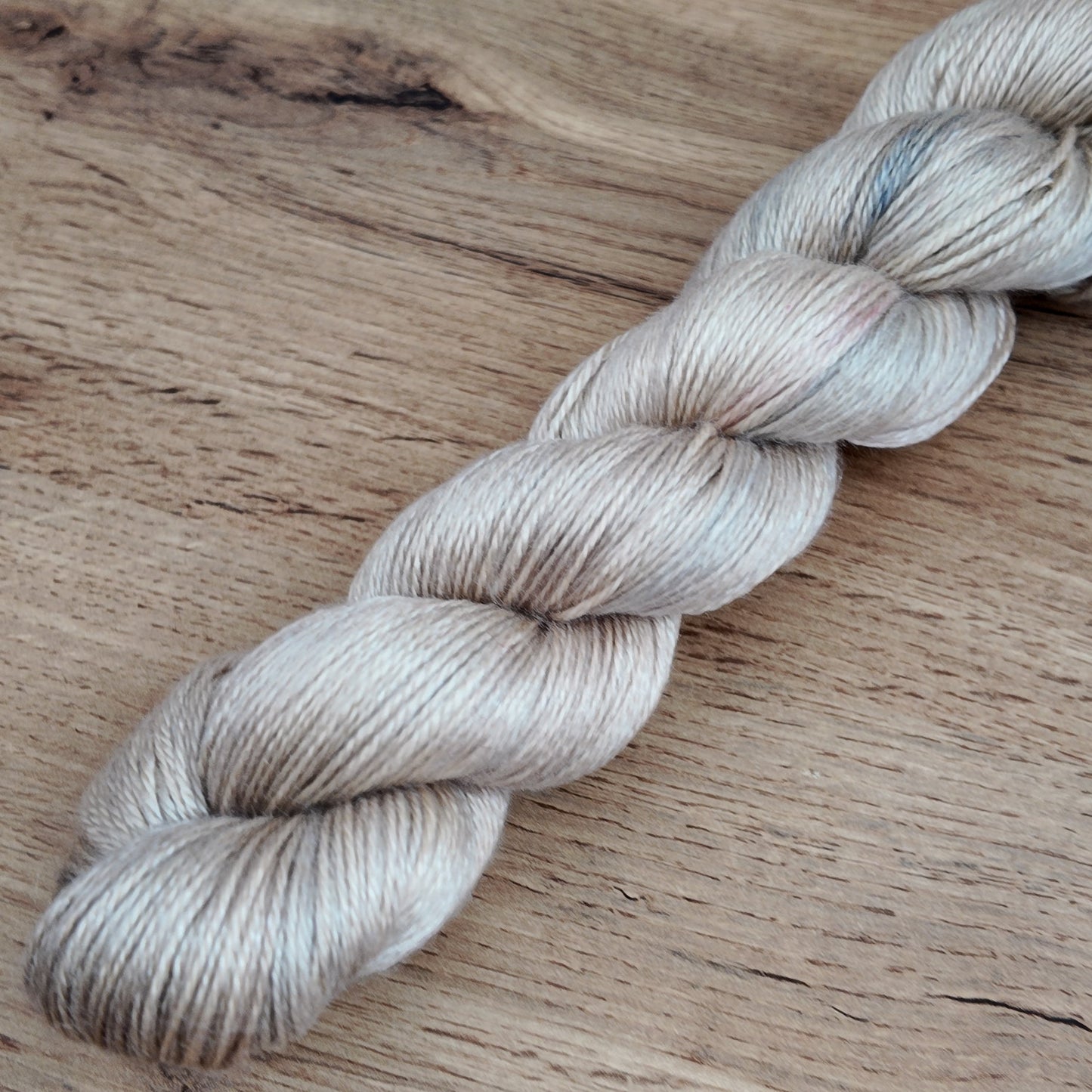 Base Eucalyptus • Sable