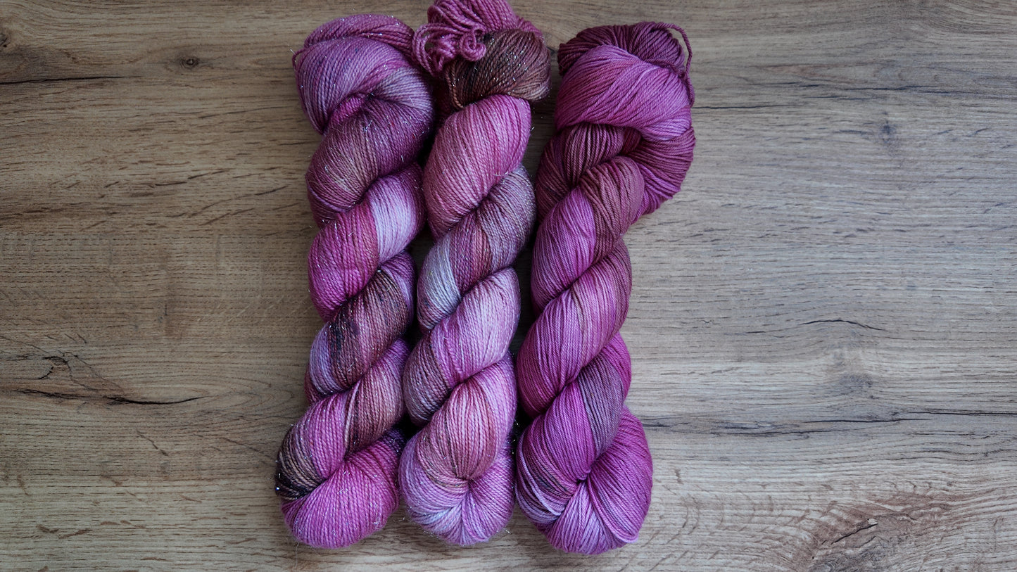 Echeveaux de laine teints à la main • Coloris Edition spéciale