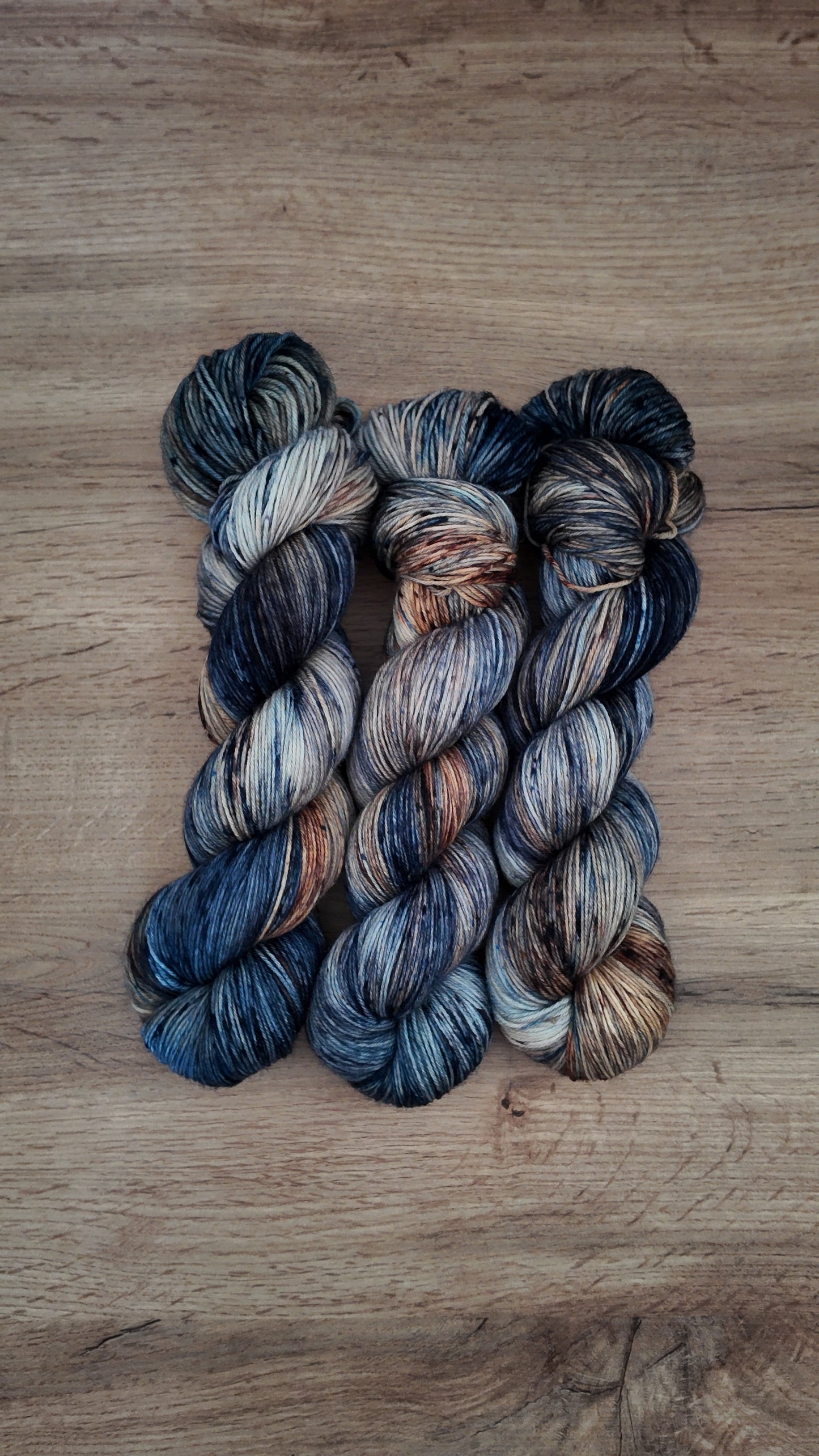 Écheveaux de laine teints à la main • Harry Potter
