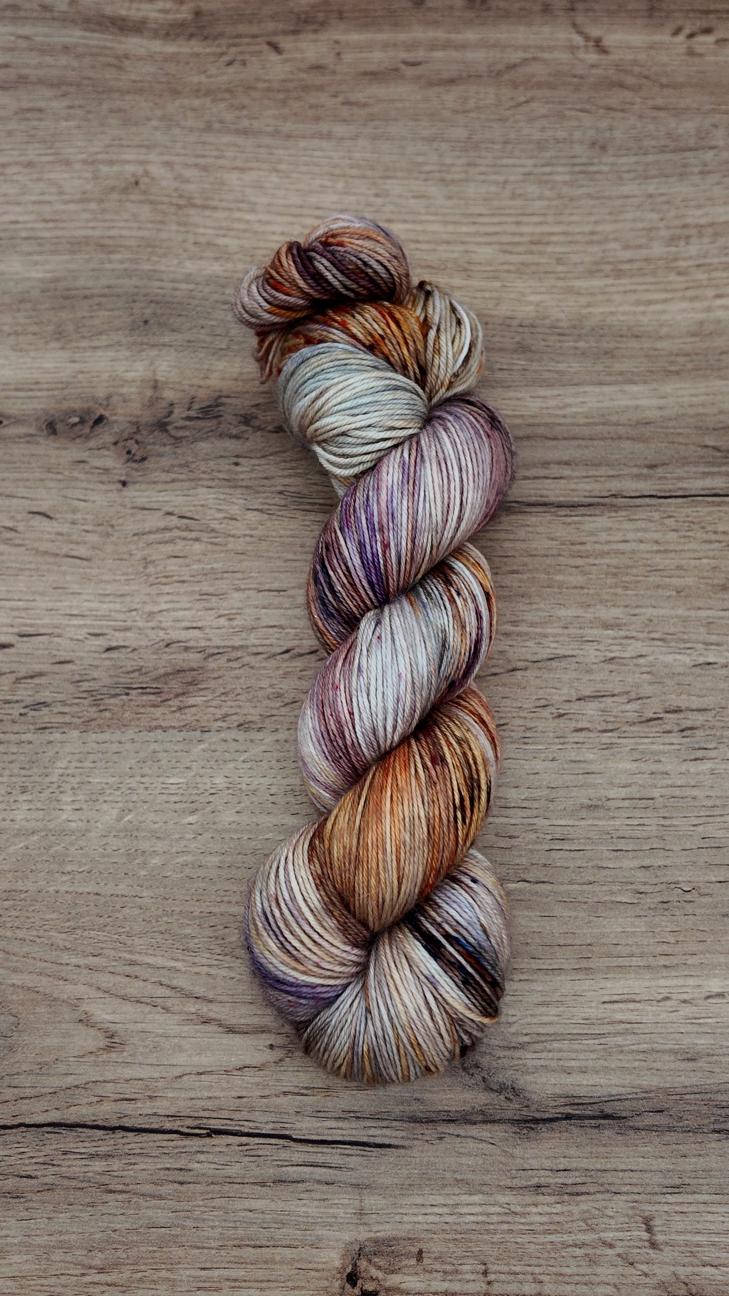 Écheveaux de laine teints à la main • Ostara