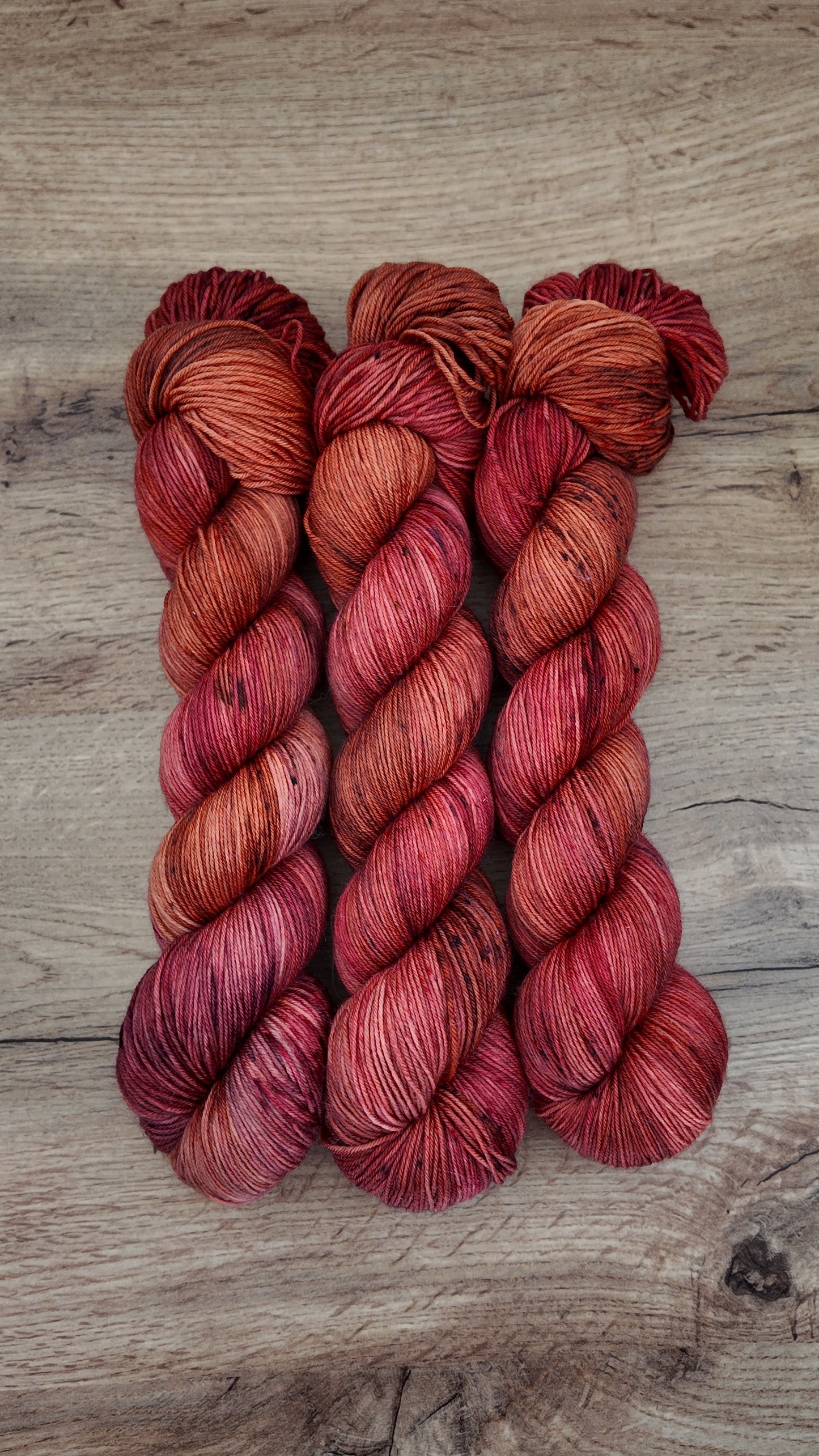 Écheveaux de laine teints à la main • Vacances chez la famille Weasley