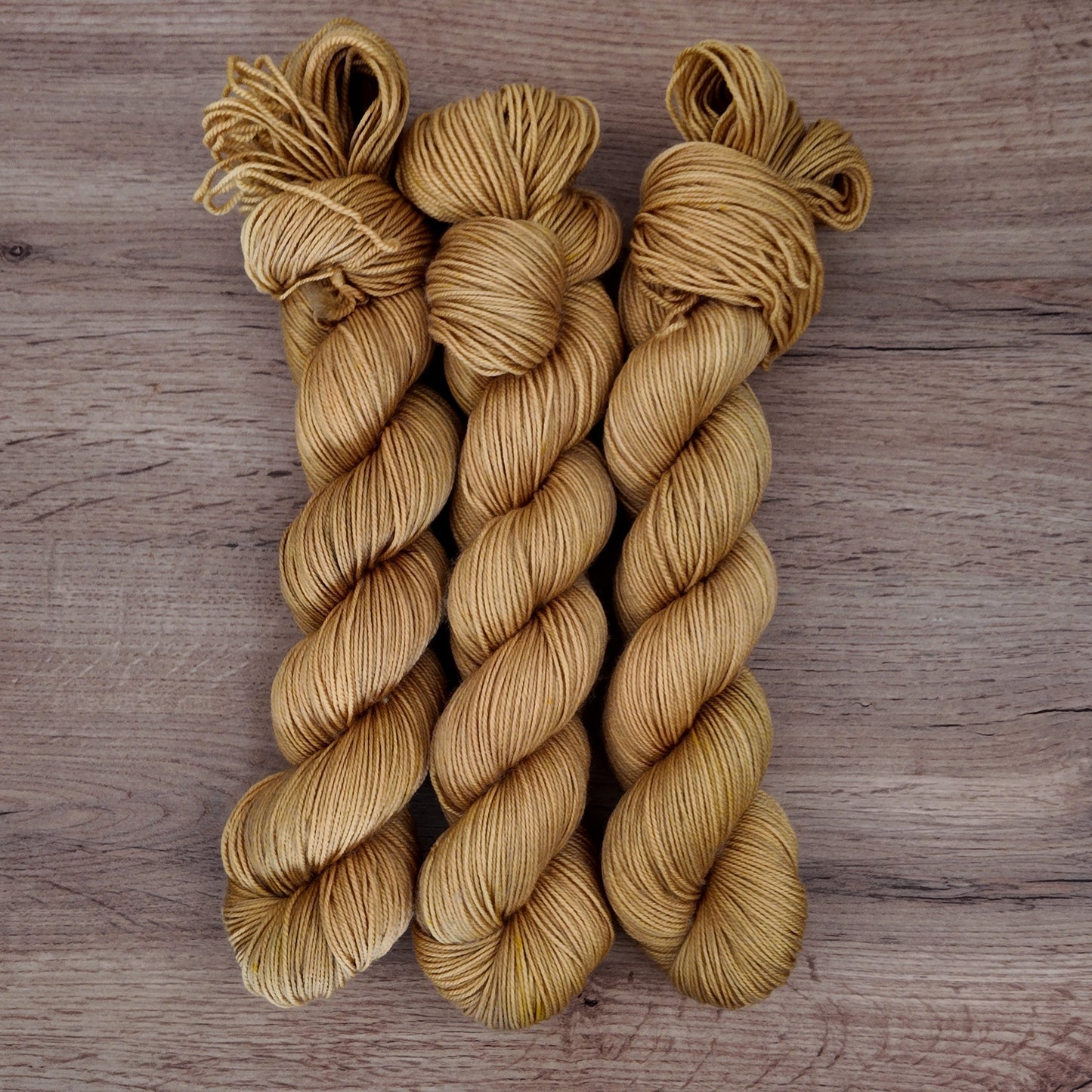 Echeveaux de laine Mandragore Sport • Poufsouffle