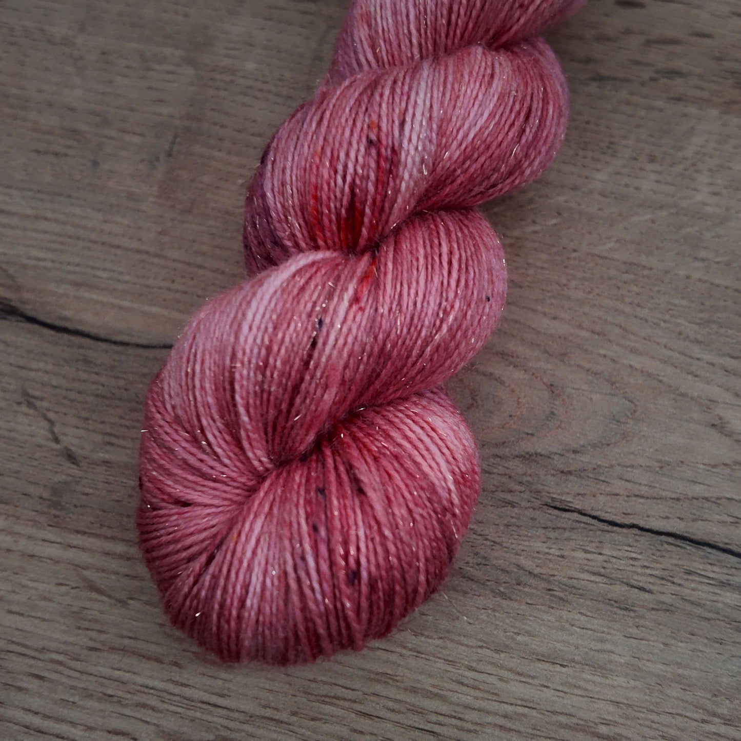 Echeveaux de laine teints à la main • Edition unique