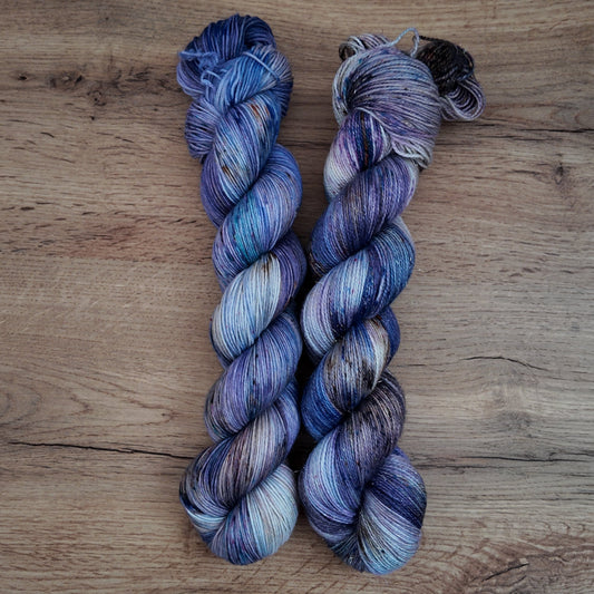 Echeveaux de laine teints à la main • Blueberry Muffins