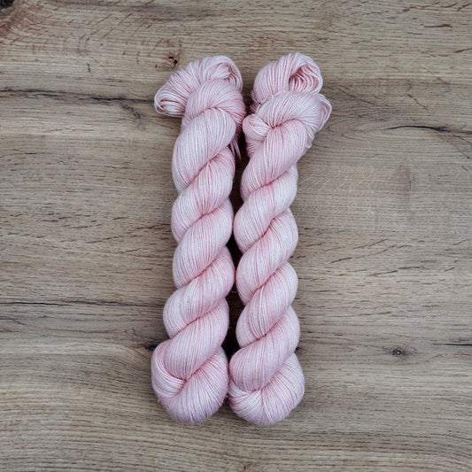 Echeveaux base Pixie Dust • Queenie