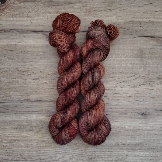 Echeveaux base Pixie Dust Gold • Hagrid