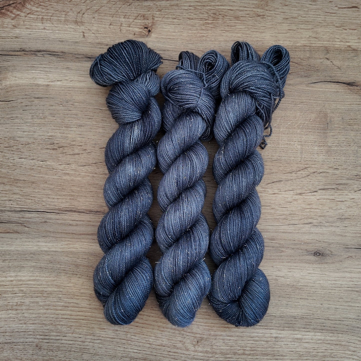 Echeveaux base Pixie Dust Silver • Nebulus