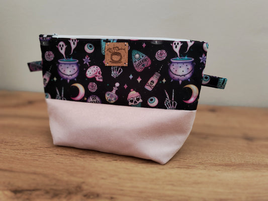 Pochette à projet "Pink Witch"