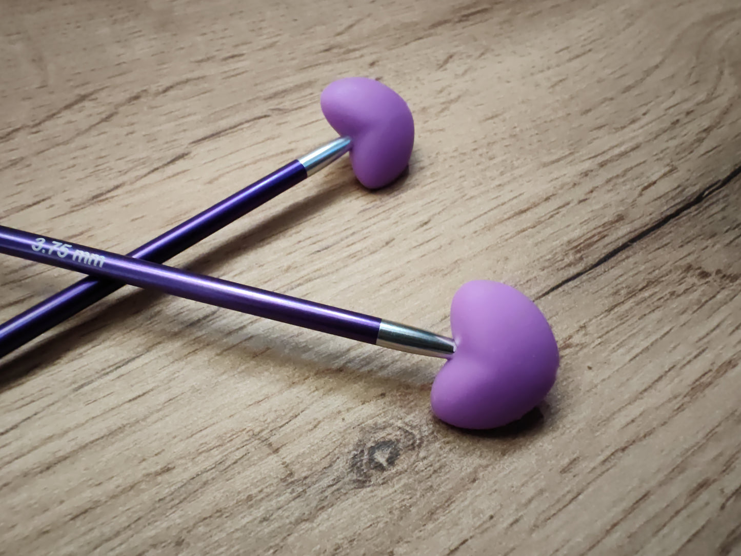 Embouts pour aiguilles cœurs violets